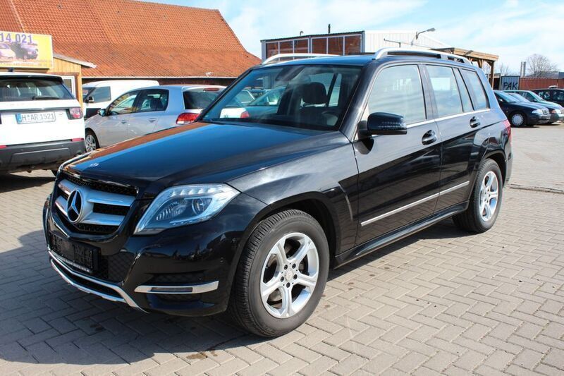 Schwarz Gebraucht 2013 Mercedes GLK220 SUV | 14.590 € (Fairer Preis) - Bild 1/4
