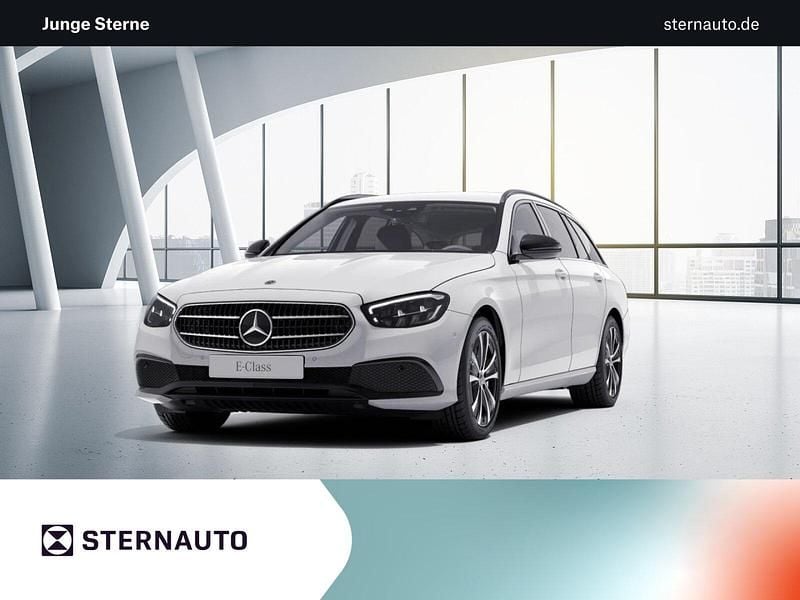 Unilack polarweiß Gebraucht 2021 Mercedes E300 Avantgarde Kombi | 27.370 € (Fairer Preis) - Bild 1/4