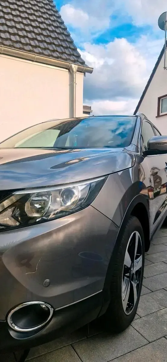 Gebraucht Nissan Qashqai N-Connecta 131 PS (96 kW) 2016 Grau SUV
