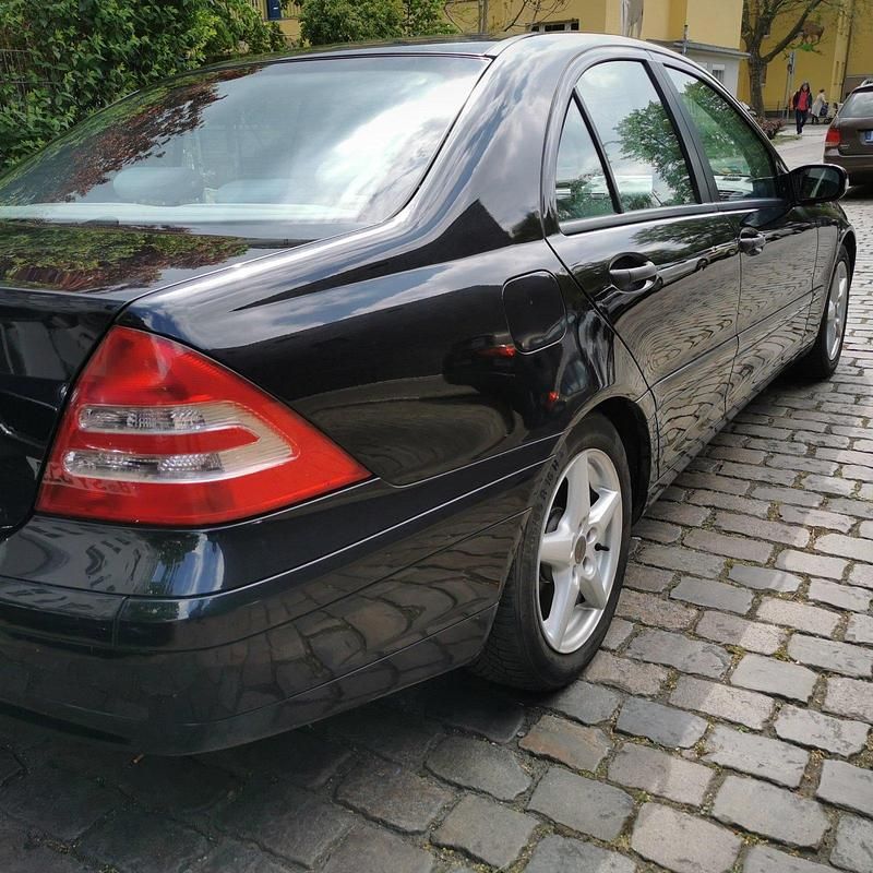 Gebraucht Mercedes C180 2005 Schwarz Limousine
