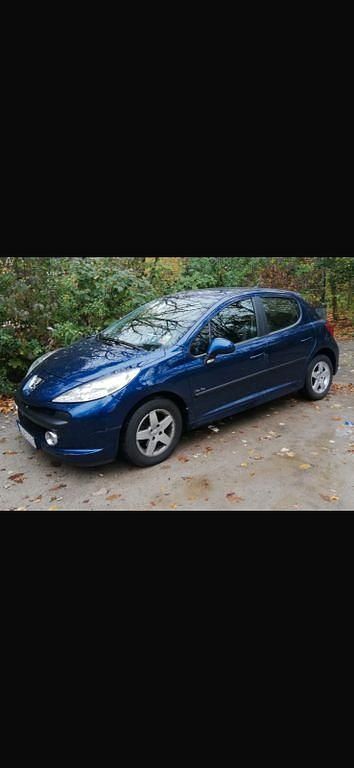 Blau Gebraucht 2008 Peugeot 207 Urban Move Limousine | 990 € (Superpreis) - Bild 1/4