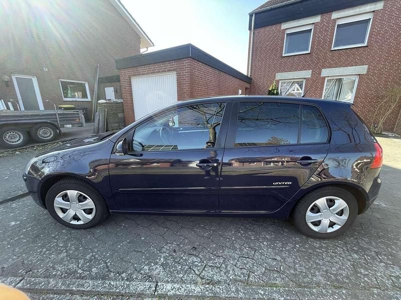 Gebraucht VW Golf V Comfortline 122 PS (89 kW) 2007 Limousine