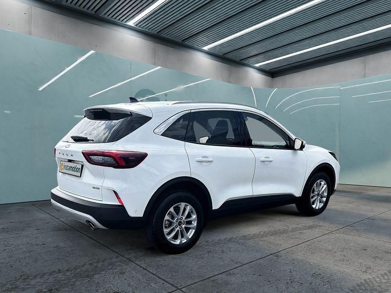 Gebraucht Ford Kuga 152 PS (111 kW) 2024 Weiß SUV