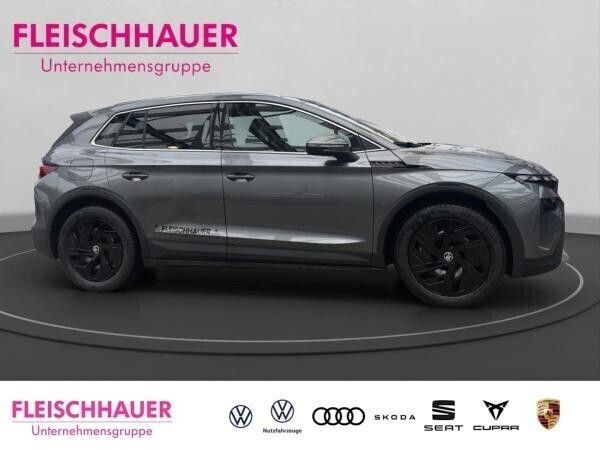 Grau (graphitegrau met.) Neu 2025 Skoda Elroq SportLine SUV | 43.500 € (Superpreis) - Bild 1/1