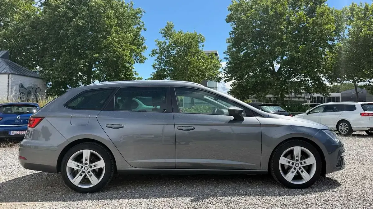 Gebraucht Seat Leon FR 150 PS (110 kW) 2018 "pirineos" grau Kombi