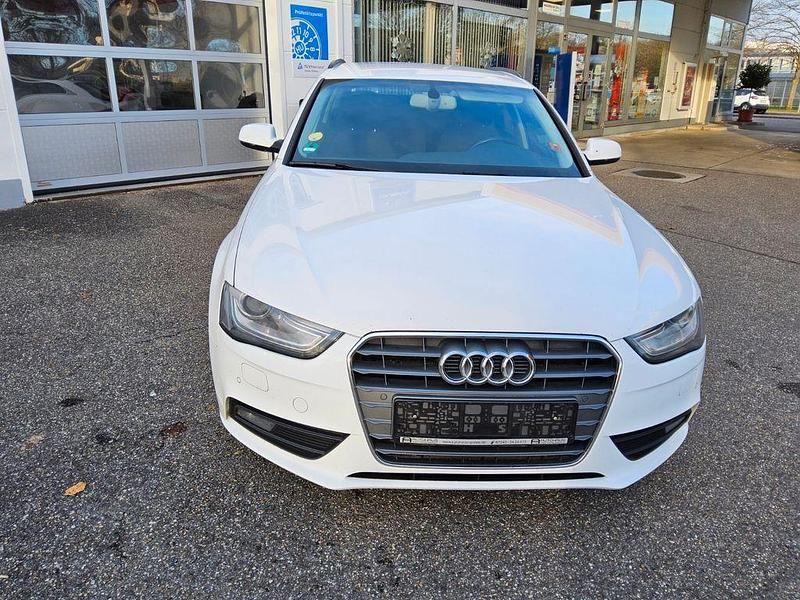 Gebraucht Audi A4 Ambiente 204 PS (150 kW) 2014 Weiß Kombi