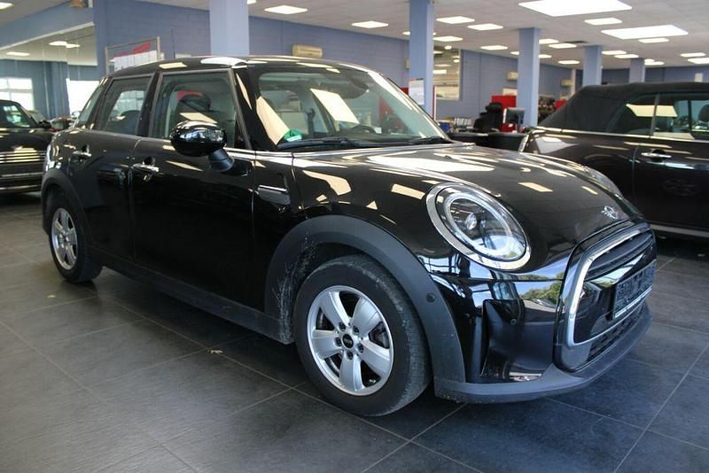 Midnight black metallic Gebraucht 2022 Mini ONE Classic Kleinwagen | 19.980 € (Fairer Preis) - Bild 1/4