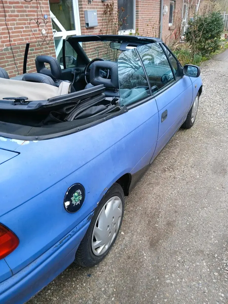 Używany Opel Astra Cabriolet 75 KM (55 kW) 1998 Kabriolet