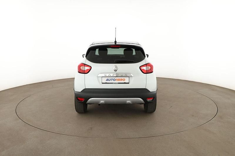 Second-hand Renault Captur Crossborder 2016 Alb SUV