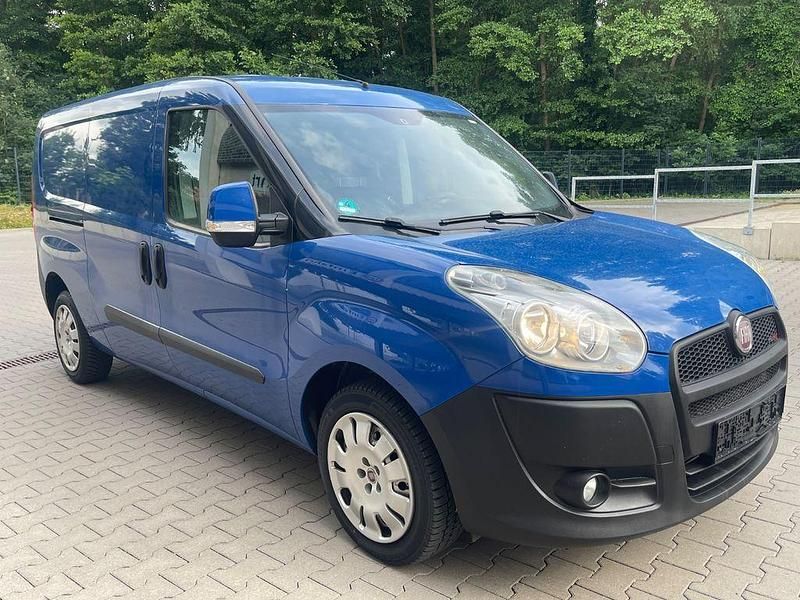 Gebraucht 2011 Fiat Doblò Van / Kleinbus | 7.100 € (Teuer) - Bild 1/4