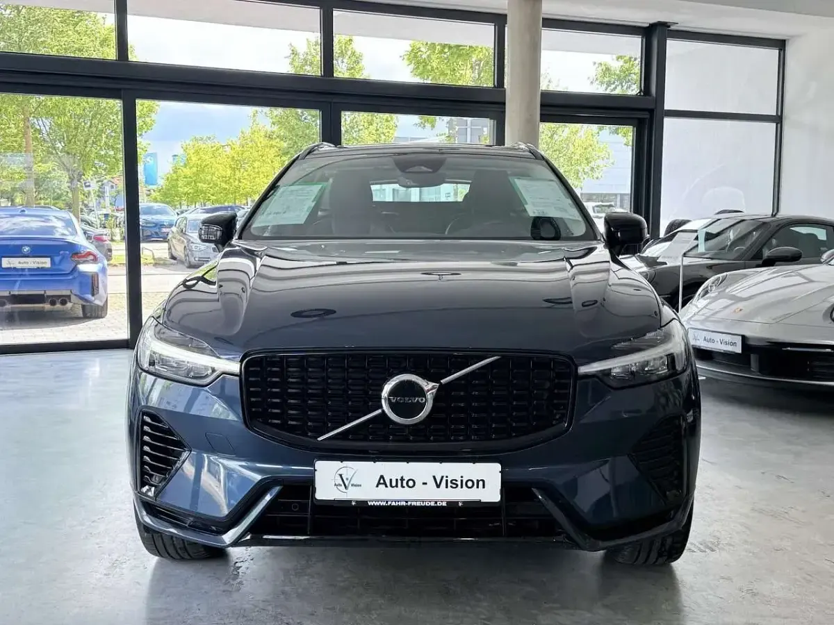 Gebraucht Volvo XC60 Plus 349 PS (256 kW) 2023 Blau SUV