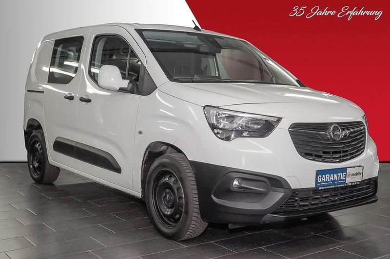 Gebraucht Opel Combo 102 PS (75 kW) 2021 Weiß Van / Kleinbus