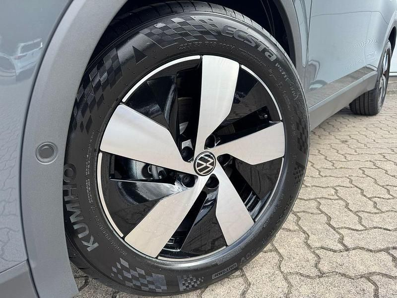 Neu VW Tiguan Elegance 150 PS (110 kW) 2025 Grau SUV