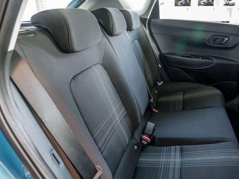 Gebraucht Hyundai Bayon Select 84 PS (61 kW) 2022 Farbe: blau SUV