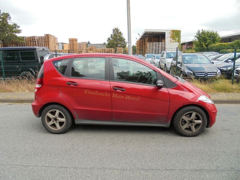 Gebraucht Mercedes A170 116 PS (85 kW) 2006 Rot Limousine