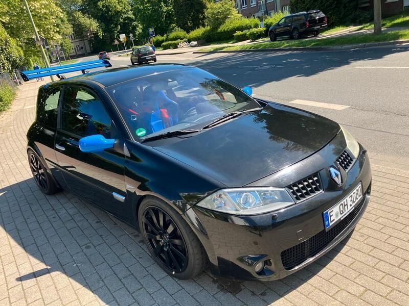 Schwarz Gebraucht 2004 Renault Mégane II R.S. Kleinwagen | 7.500 € - Bild 1/4