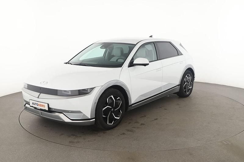Weiß Gebraucht 2022 Hyundai Ioniq 5 SUV | 31.490 € (Guter Preis) - Bild 1/3