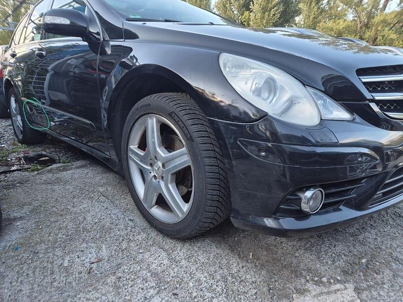 Schwarz Gebraucht 2009 Mercedes R320 Van / Kleinbus | 4.999 € (Superpreis) - Bild 1/4