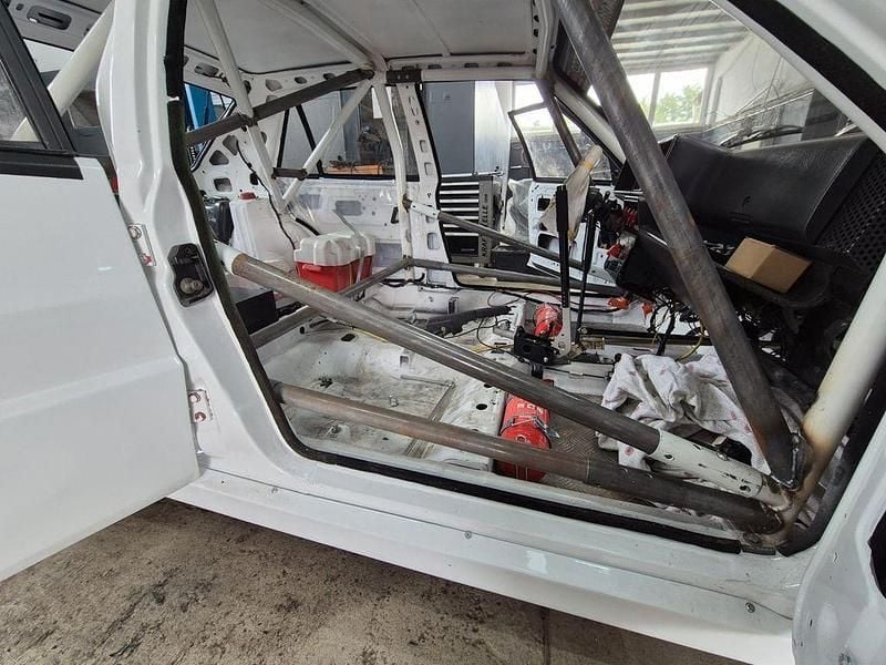 Gebraucht Lancia Delta 132 PS (97 kW) 1989 Weiß Kleinwagen