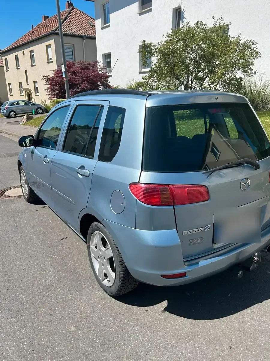Usata Mazda 2 80 CV (58 kW) 2004 Blu Utilitaria