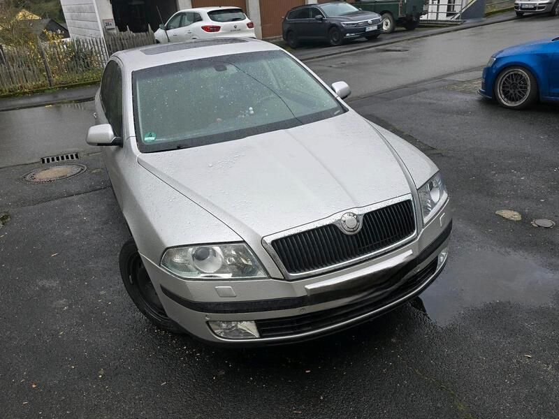 Silber Gebraucht 2005 Skoda Octavia Kombi | 1.850 € (Superpreis) - Bild 1/4