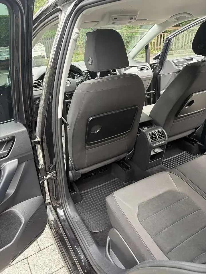 Gebraucht VW Golf VII Highline 150 PS (110 kW) 2018 Kombi