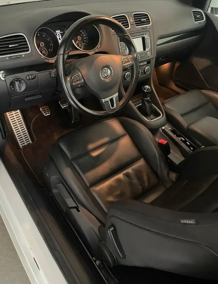 Gebraucht VW Golf Cabriolet 160 PS (117 kW) 2012 Weiß Cabrio