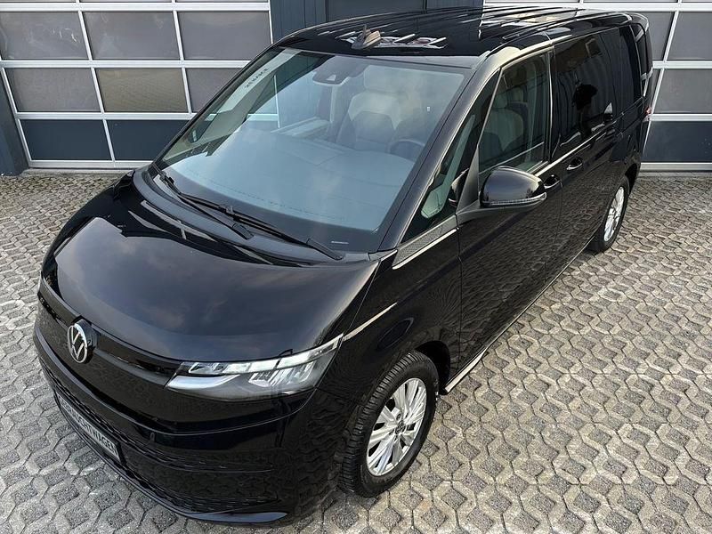 Gebraucht VW Multivan 150 PS (110 kW) 2022 Schwarz Van