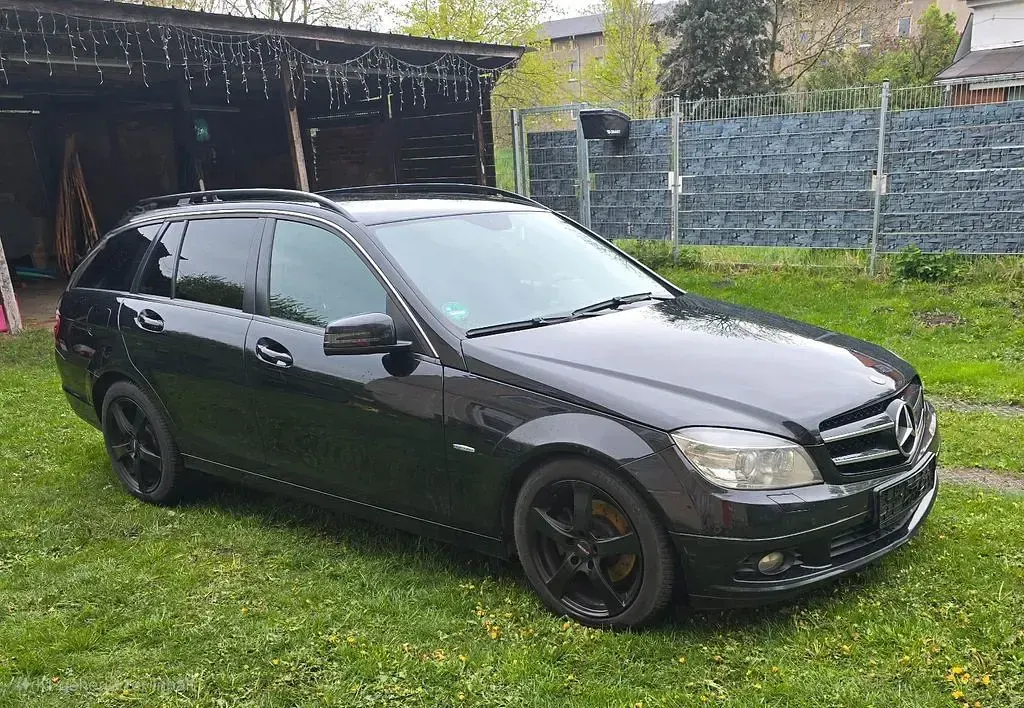 Gebraucht Mercedes C220 170 PS (125 kW) 2011 Schwarz Limousine