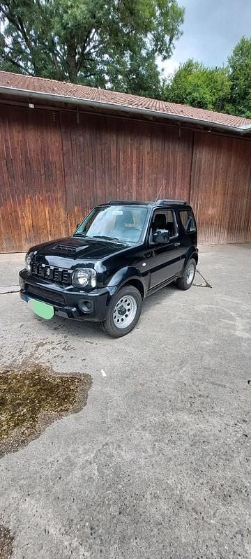 Schwarz Gebraucht 2018 Suzuki Jimny SUV | 18.200 € (Guter Preis) - Bild 1/4