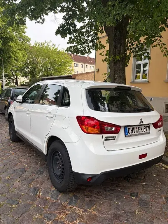 Gebraucht Mitsubishi ASX 117 PS (86 kW) 2015 Weiß SUV
