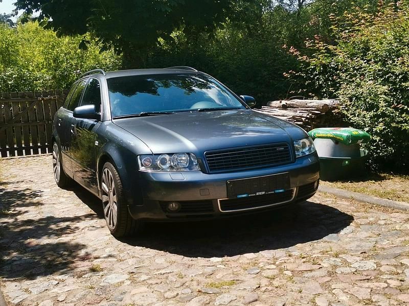 Gebraucht Audi A4 S-Line 170 PS (125 kW) 2002 Grau Kombi