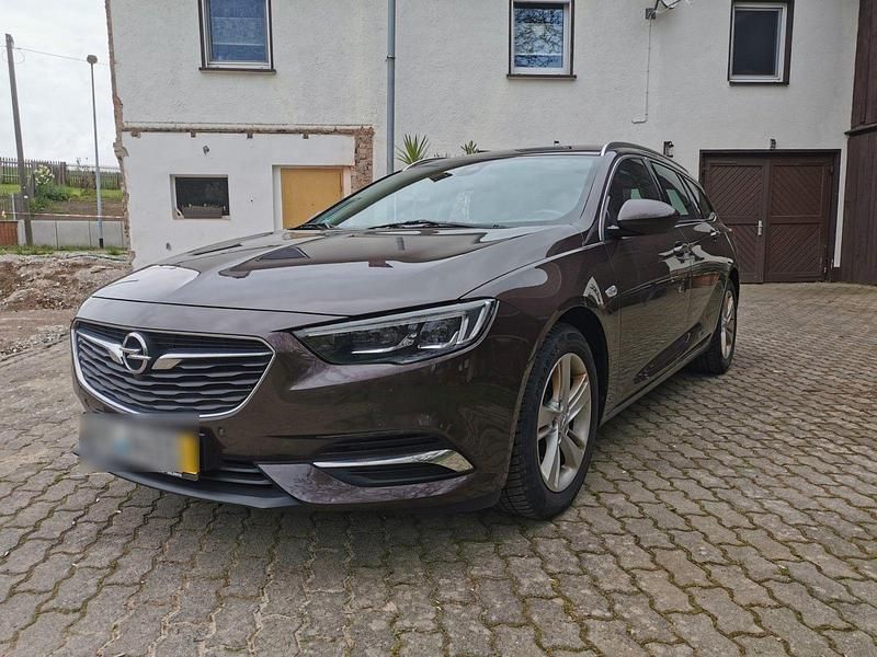 Gebraucht Opel Insignia Innovation 170 PS (125 kW) 2017 Braun Kombi