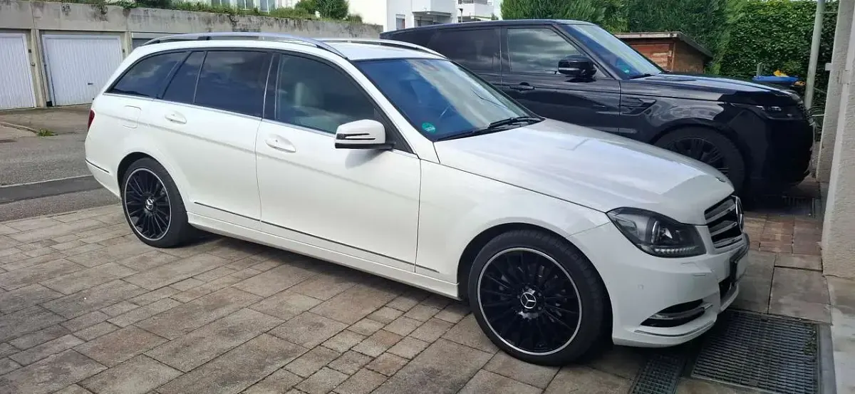 Gebraucht Mercedes C250 Avantgarde Edition 204 PS (150 kW) 2013 Weiß Kombi