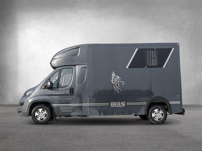 Gebraucht Peugeot Boxer 163 PS (119 kW) 2018 Grau Van
