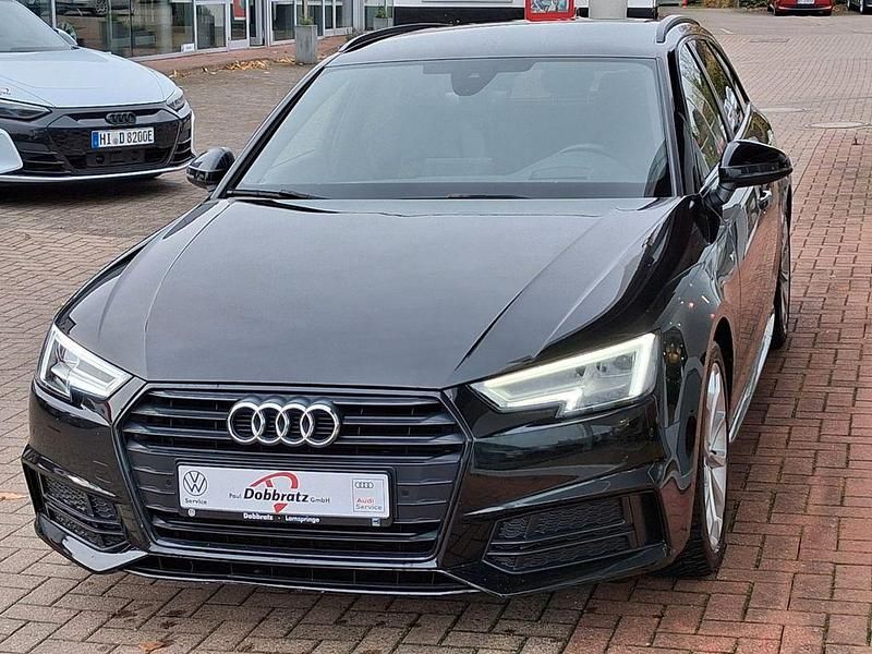 Gebraucht Audi A4 S-Line 150 PS (110 kW) 2018 Schwarz Kombi