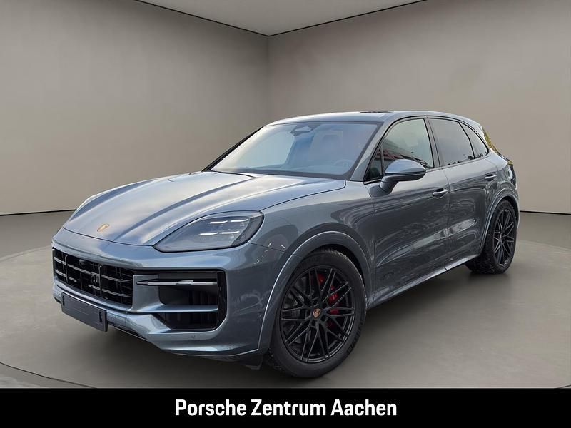 Neu Porsche Cayenne GTS 500 PS (367 kW) 2026 Grau SUV