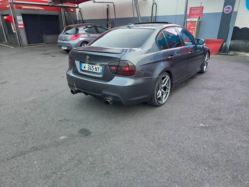 Gebraucht BMW 335 Performance 286 PS (210 kW) 2007 Grau Limousine