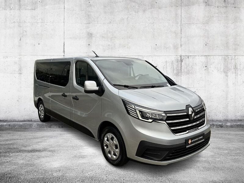 Grau Gebraucht 2024 Renault Trafic Life Van | 34.880 € (Guter Preis) - Bild 1/4