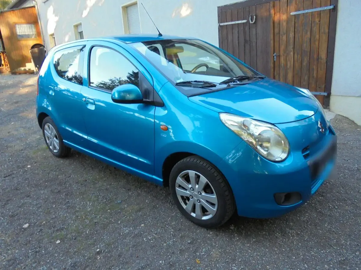 Gebraucht Suzuki Alto 68 PS (50 kW) 2010 Blau Kleinwagen