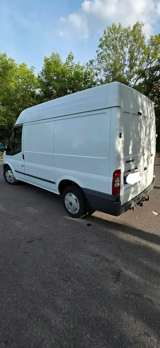 Gebraucht Ford Transit 85 PS (62 kW) 2010 Weiß Van / Kleinbus