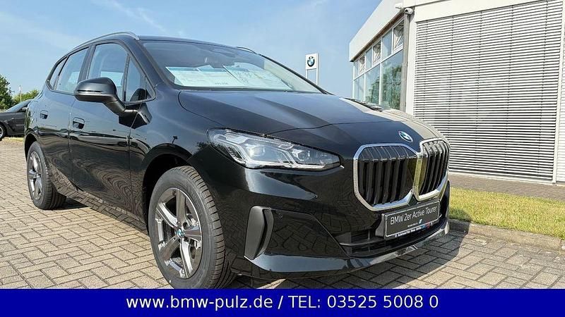 Neu BMW 218 136 PS (100 kW) 2026 Schwarz Van / Kleinbus
