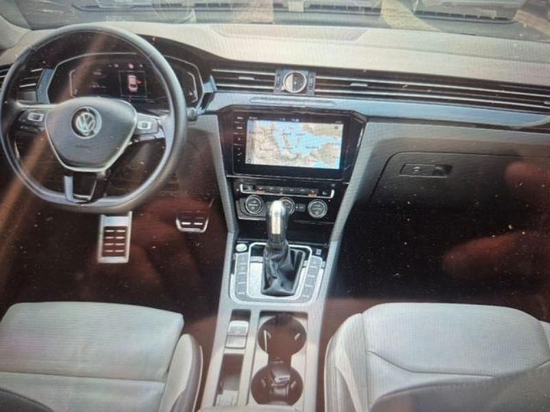 Gebraucht VW Arteon Elegance 239 PS (175 kW) 2020 Pyrit silber (metallic) Limousine