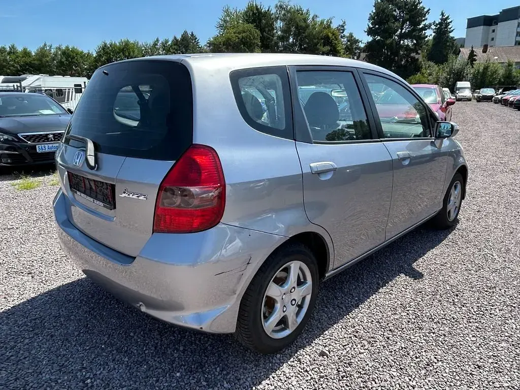 Gebraucht Honda Jazz LS 83 PS (61 kW) 2008 Silber Kleinwagen