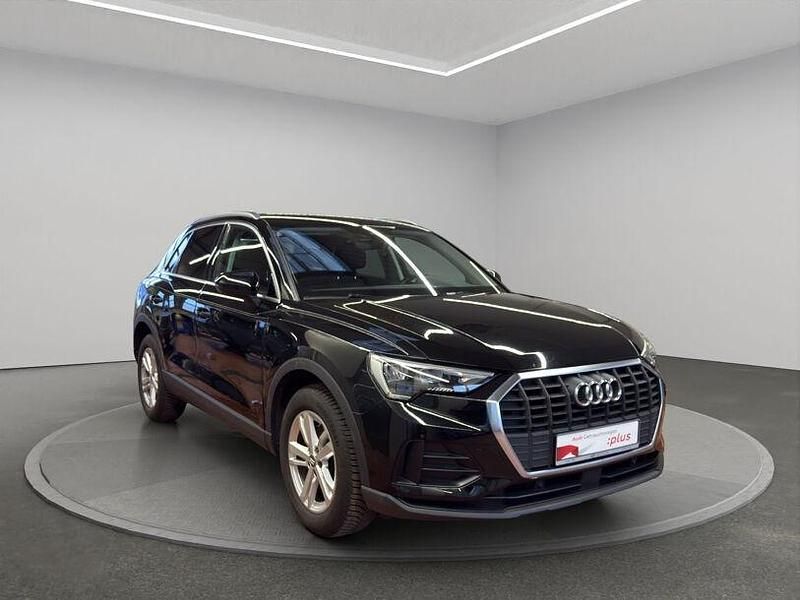 Gebraucht Audi Q3 Design 150 PS (110 kW) 2019 Mythosschwarz metallic SUV