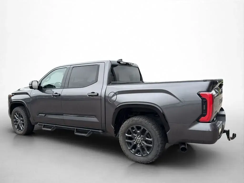 Gebraucht Toyota Tundra Platinum 443 PS (325 kW) 2023 Grau Pickup