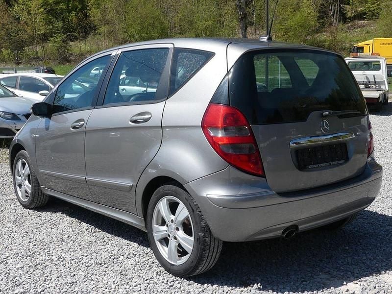 Gebraucht Mercedes A170 Avantgarde 116 PS (85 kW) 2006 Grau Limousine