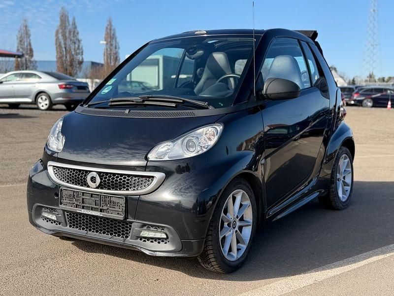 Gebraucht Smart ForTwo Cabrio 71 PS (52 kW) 2013 Schwarz Cabrio