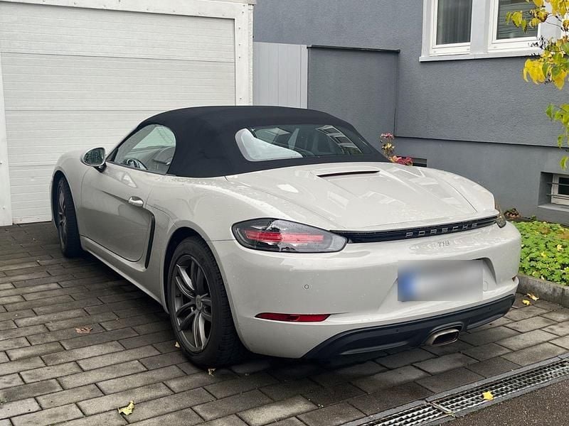 Gebraucht Porsche Boxster 299 PS (219 kW) 2020 Beige Cabrio