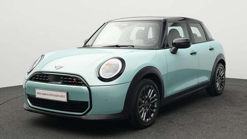 Second-hand Mini Cooper S Classic 204 CP (150 kW) 2024 Verde Hatchback